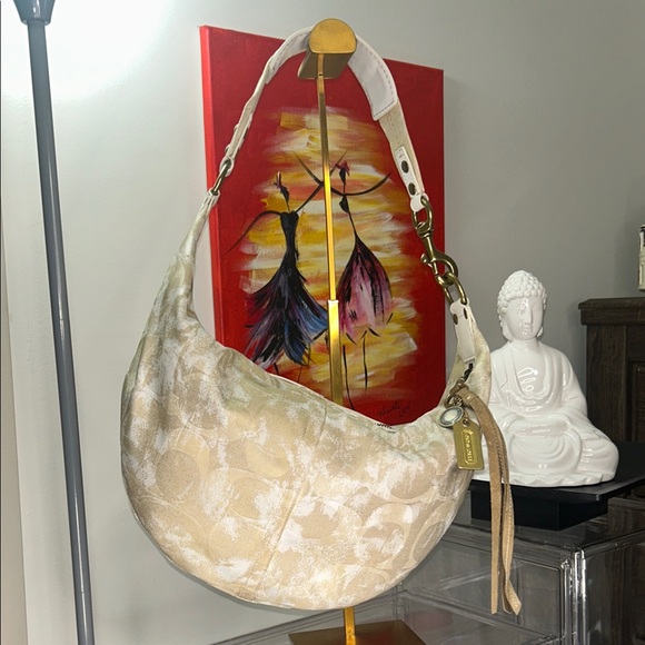 Coach Hampton Cream/White Scribble Signature Shoulder Bag 16”x 11” Vtg 2006 EUC - Picture 5 of 9